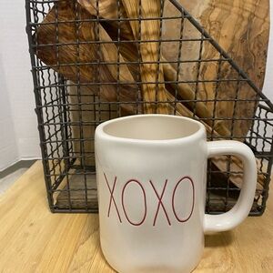 Rae Dunn XOXO Coffee Mug, Large cream color